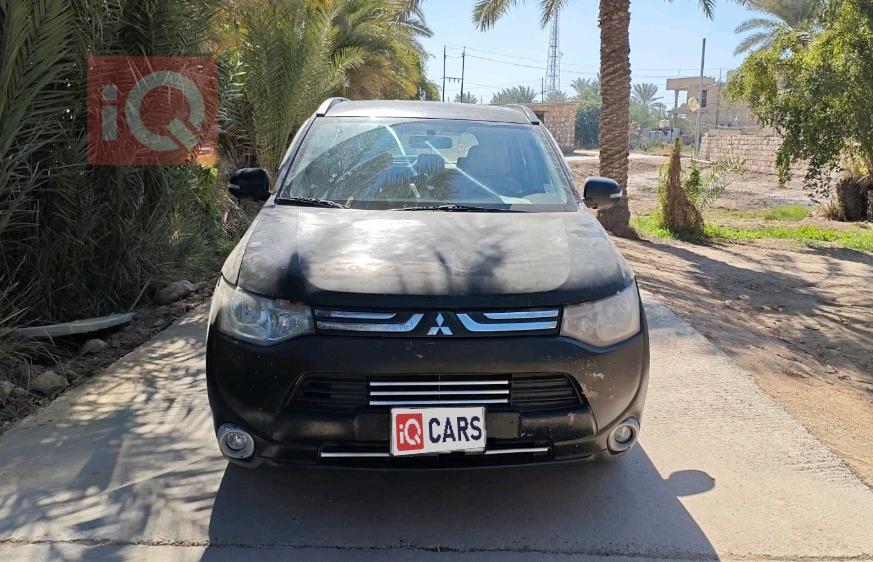 ميتسوبيشي اوتلاندر